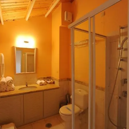 Helmos Hotel 4*