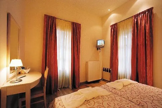 Hotel Helmos Kalavryta